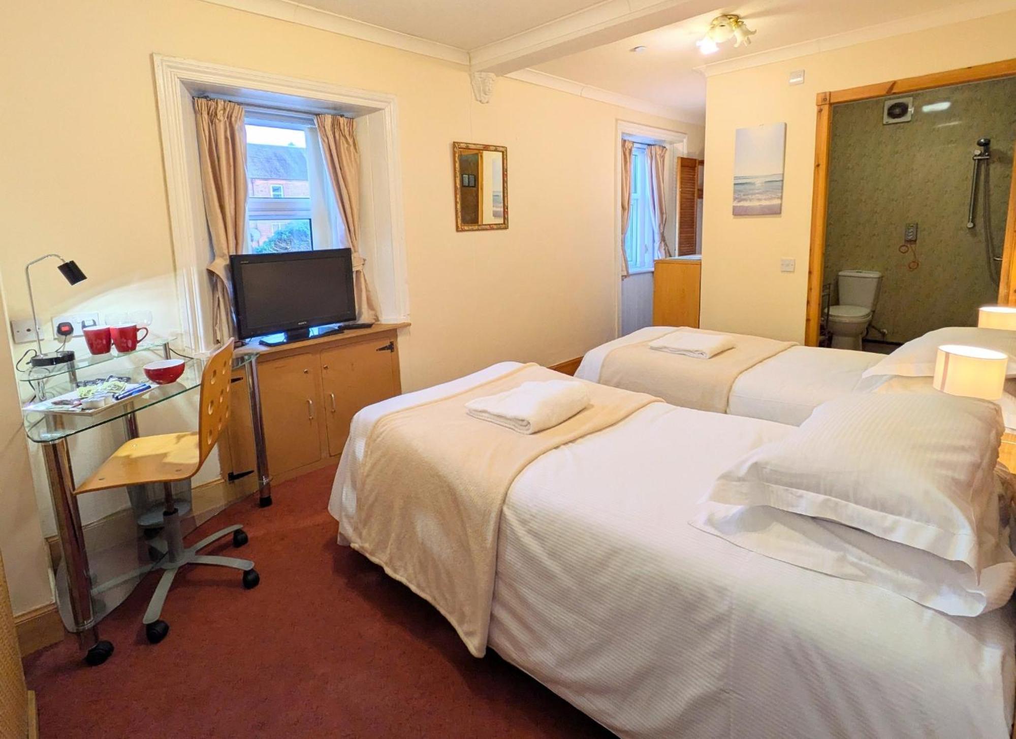Hollybank - Ensuite Room & Use Of Large Shared Kitchen Dumfries Exterior foto